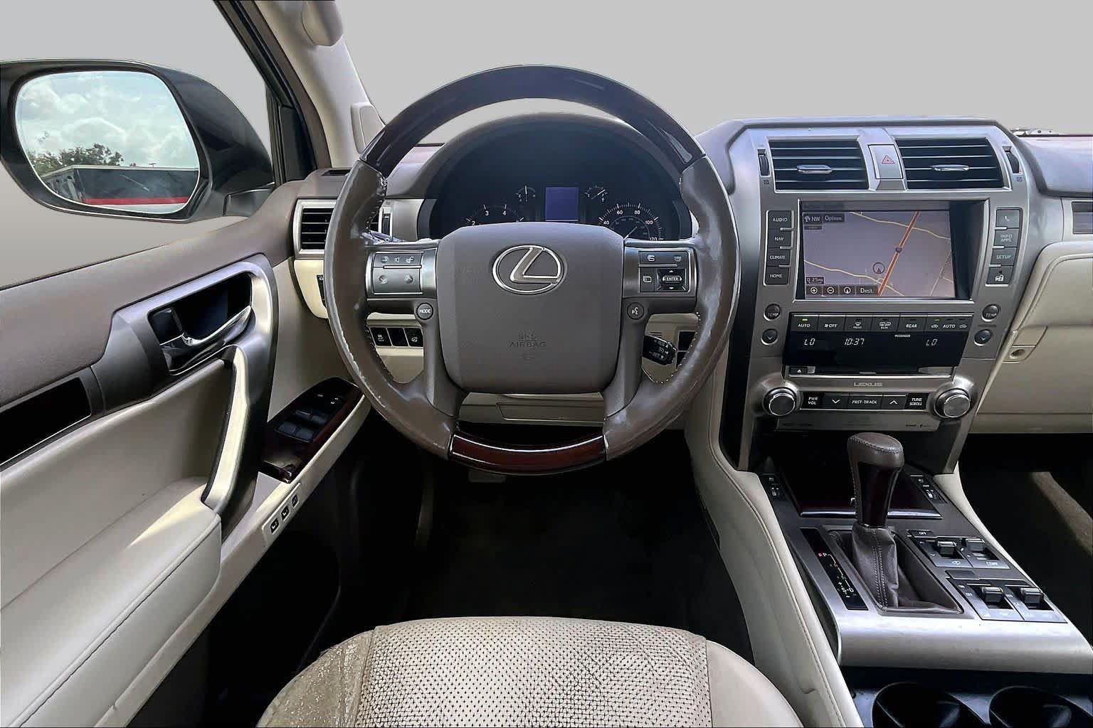 Used 2018 Lexus GX 460 Luxury w/ Preferred Accessory Package AWD/4WD image 6