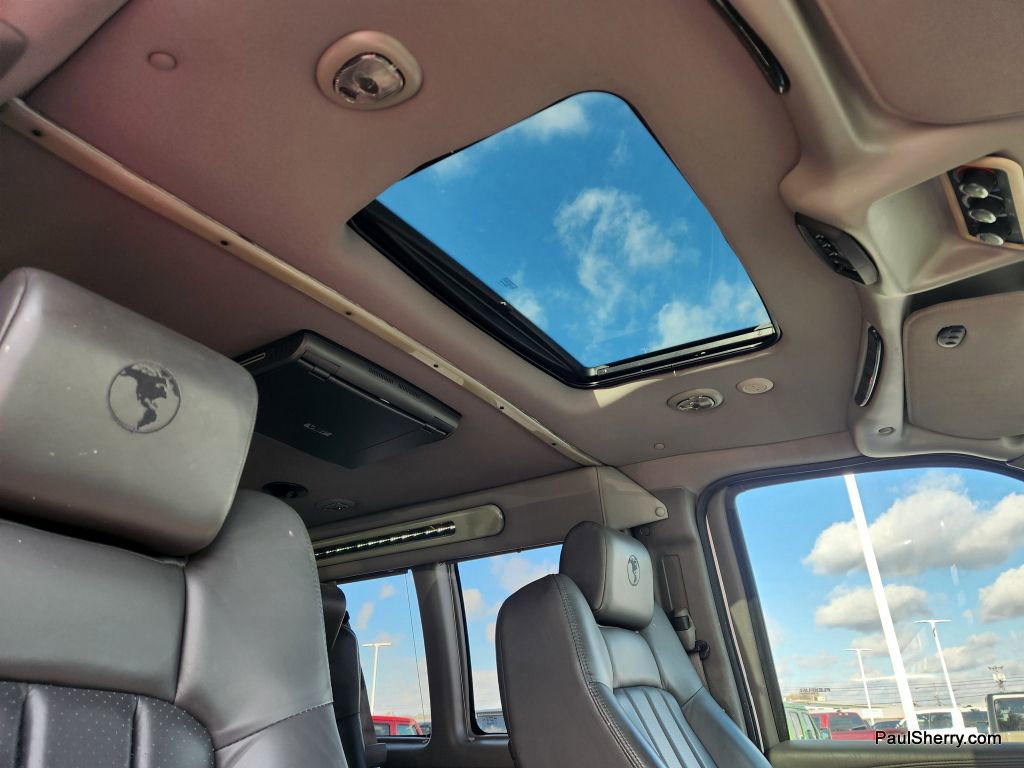 Used 2013 GMC Savana 2500 Extended image 5