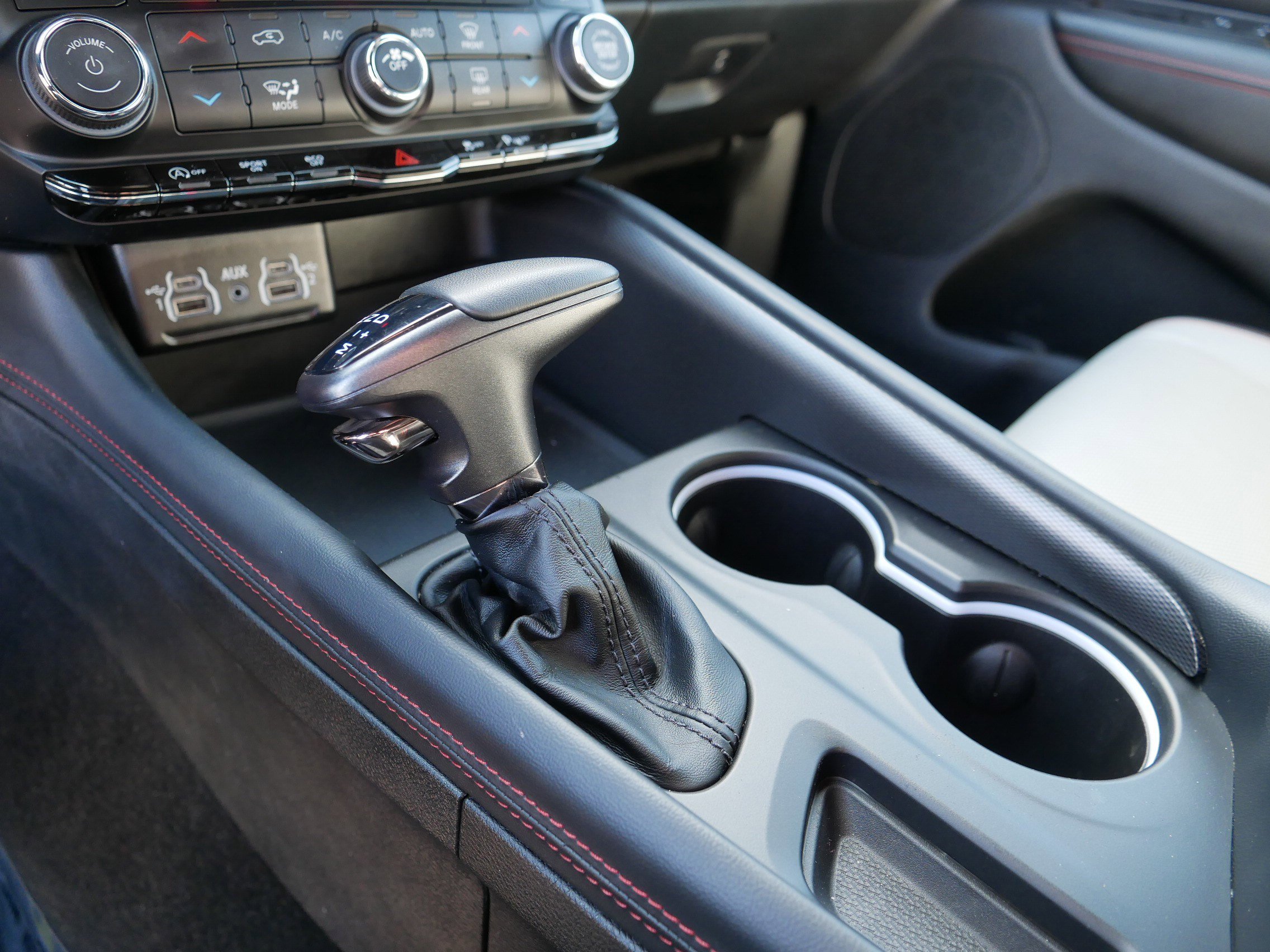 Used 2024 Dodge Durango GT image 24