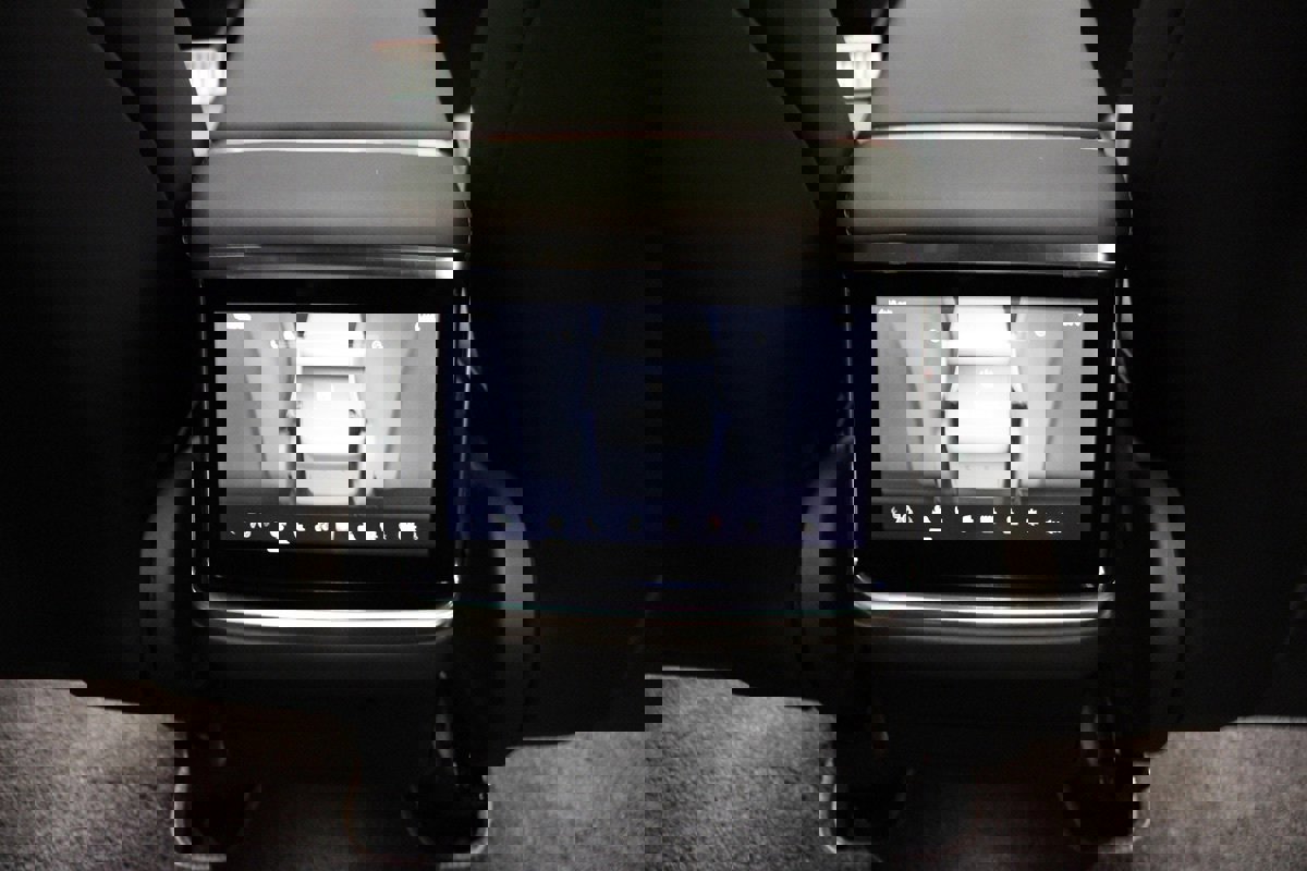 Used 2023 Tesla Model X 6 Seater AWD image 39