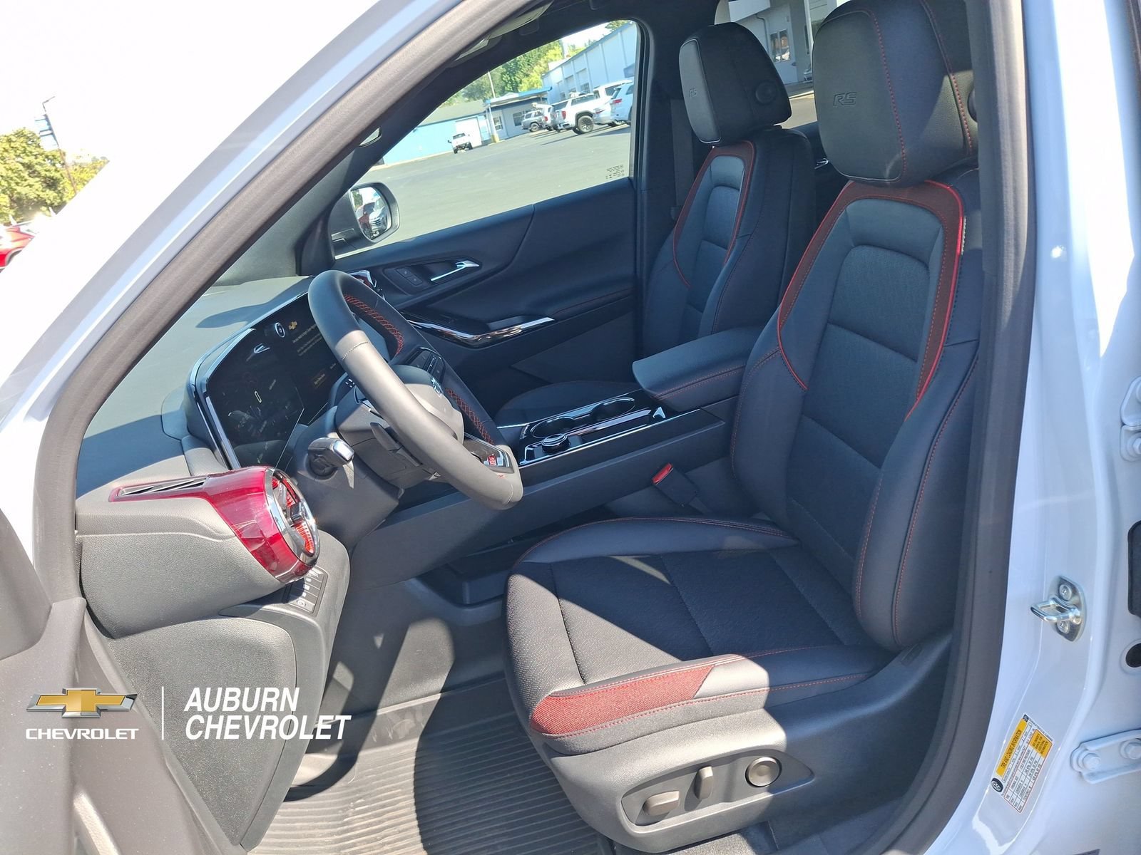 New 2027 Chevrolet Equinox RS w/ LPO, Floor Liner Package AWD/4WD image 15