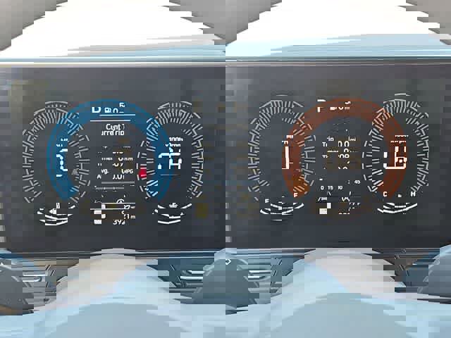 Certified 2025 Hyundai Kona SE image 30