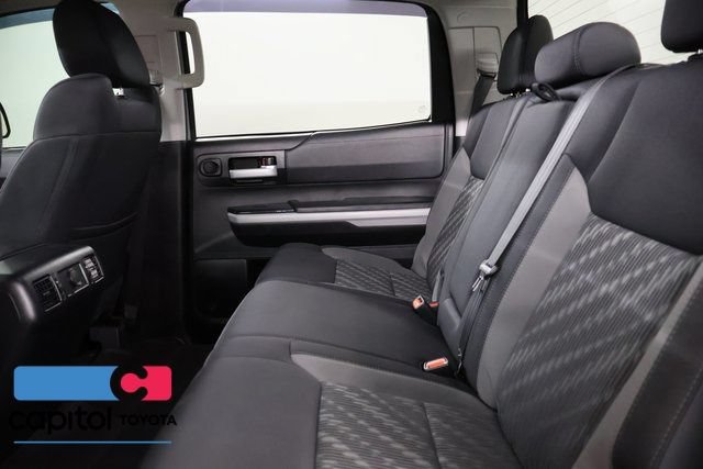 Used 2021 Toyota Tundra SR5 w/ SR5 Upgrade Package AWD/4WD image 30