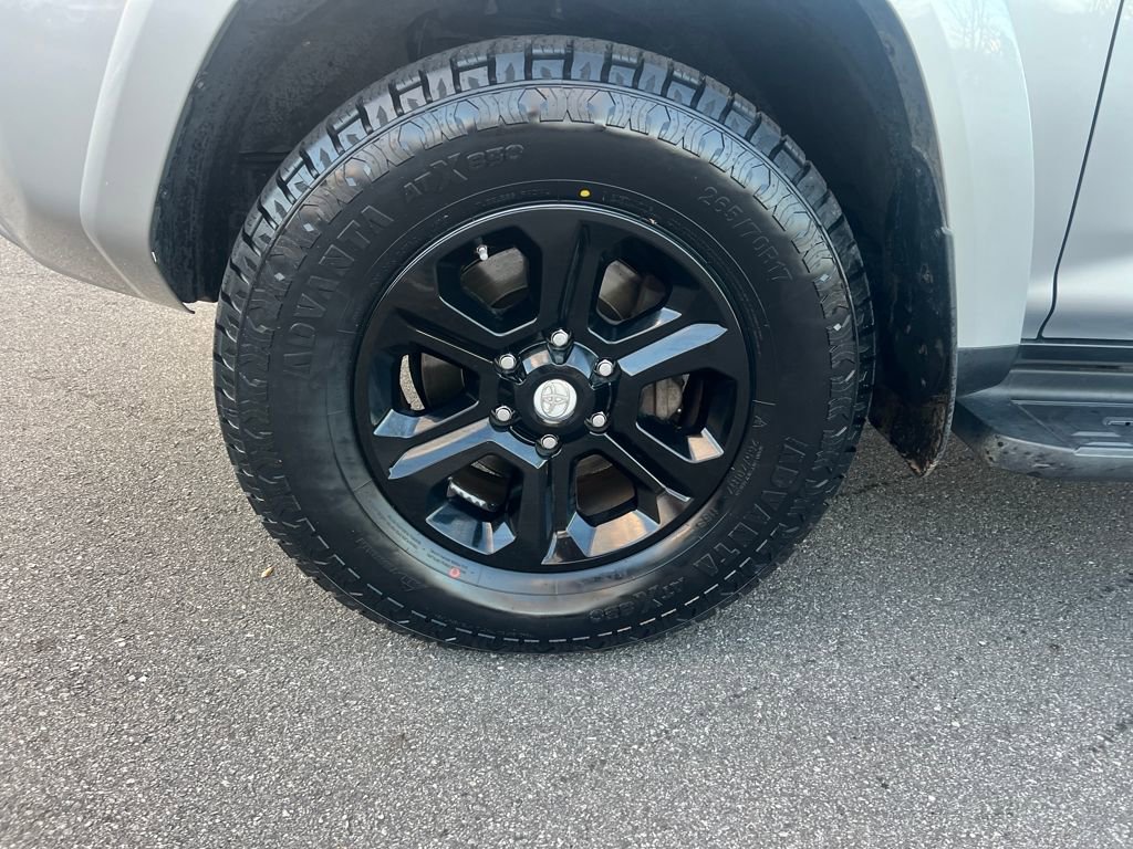 Used 2020 Toyota 4Runner SR5 Premium image 14