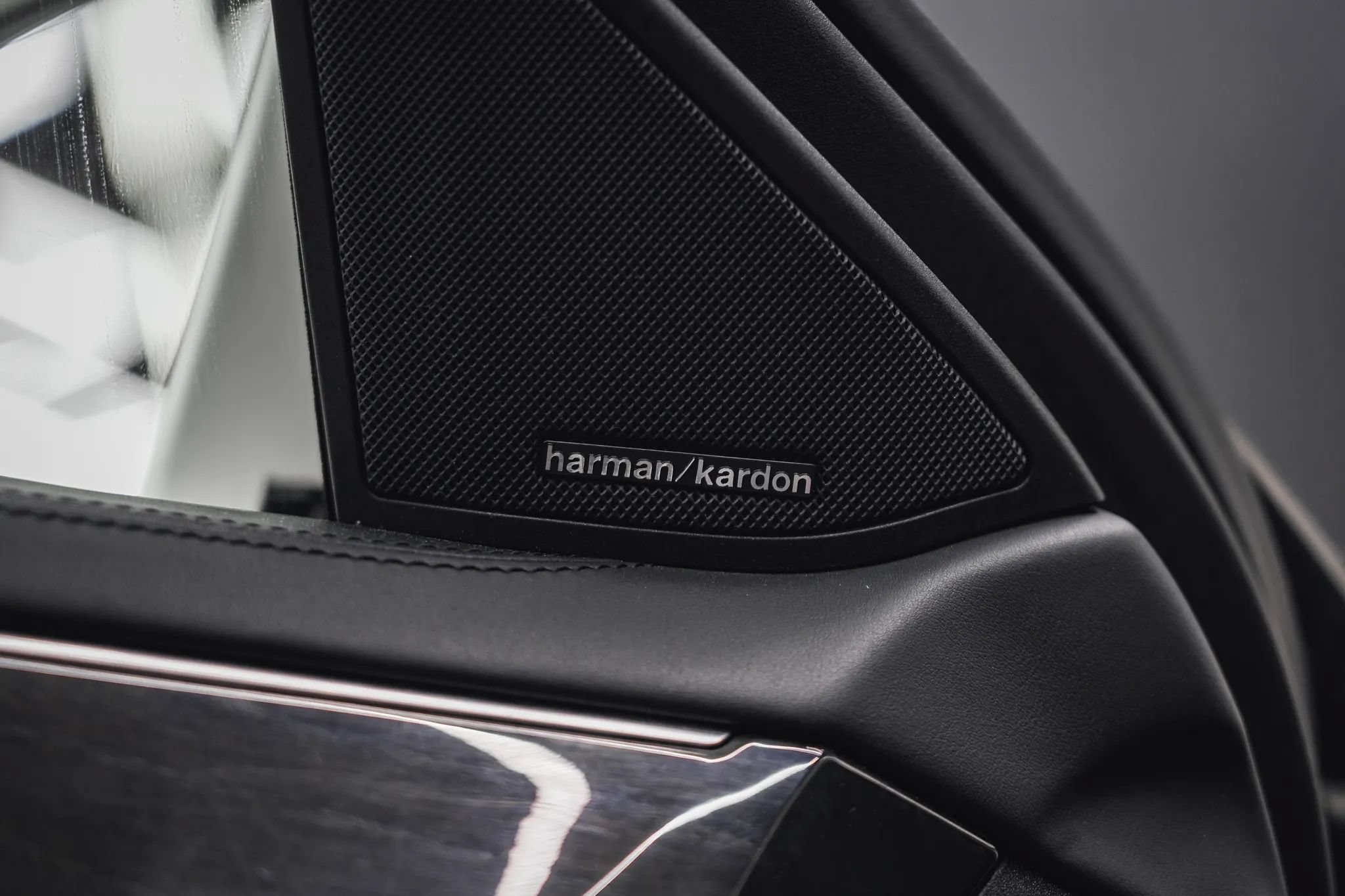 Used 2014 Mercedes-Benz E 63 AMG S-Model image 38