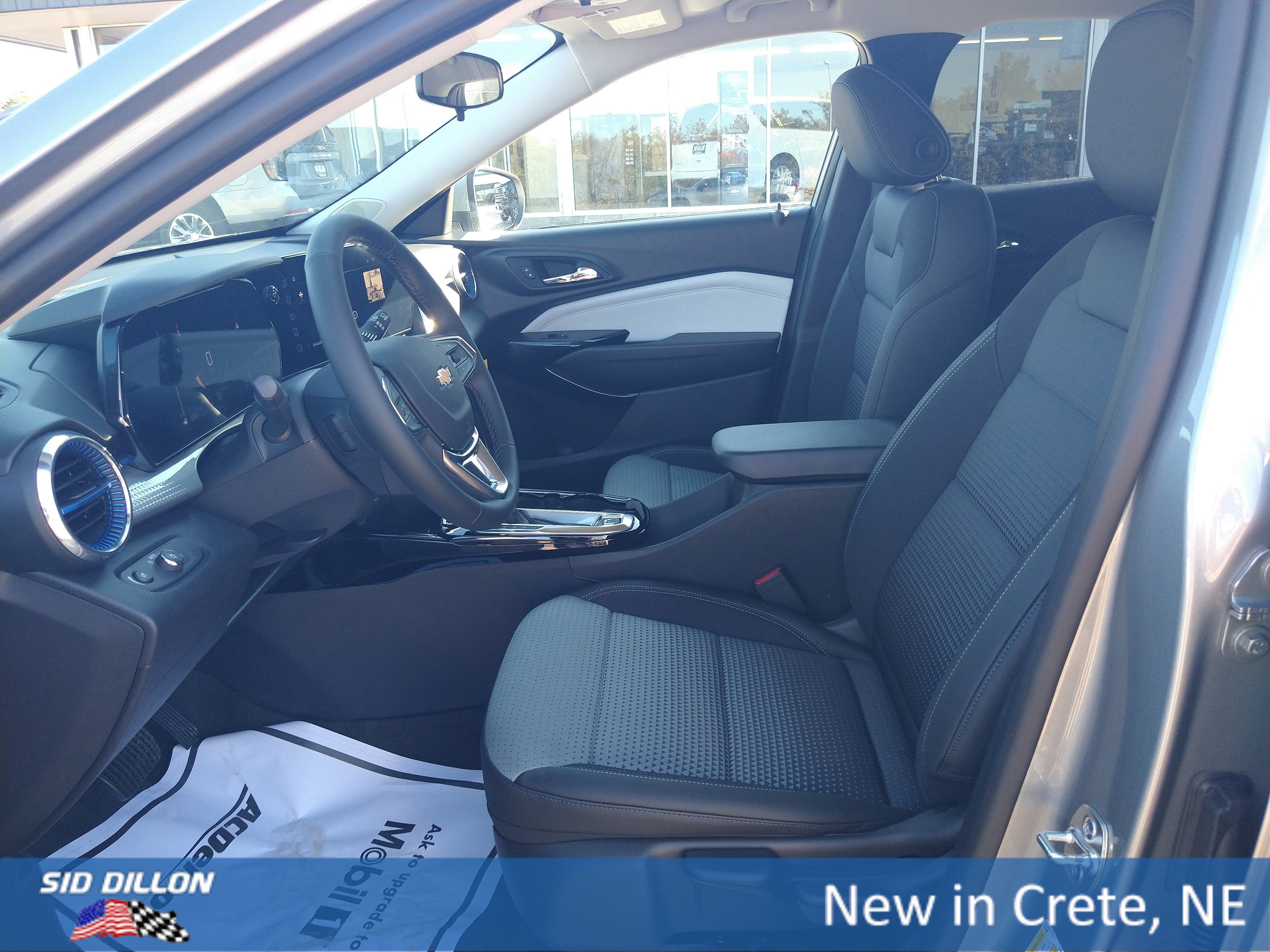 New 2026 Chevrolet Trax LT w/ LT Convenience Package image 3