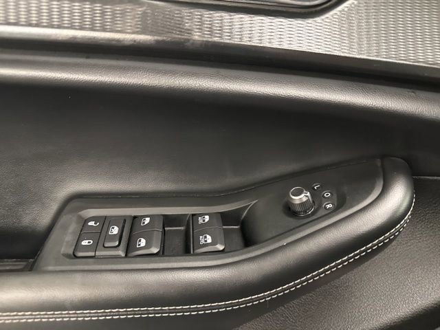 Used 2025 Jeep Grand Cherokee Laredo X w/ Luxury Tech Group I image 30