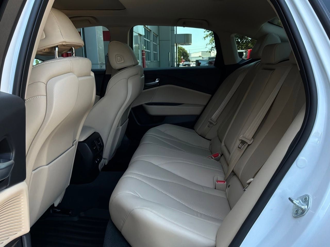 Used 2025 Acura TLX w/ Technology Package FWD image 10