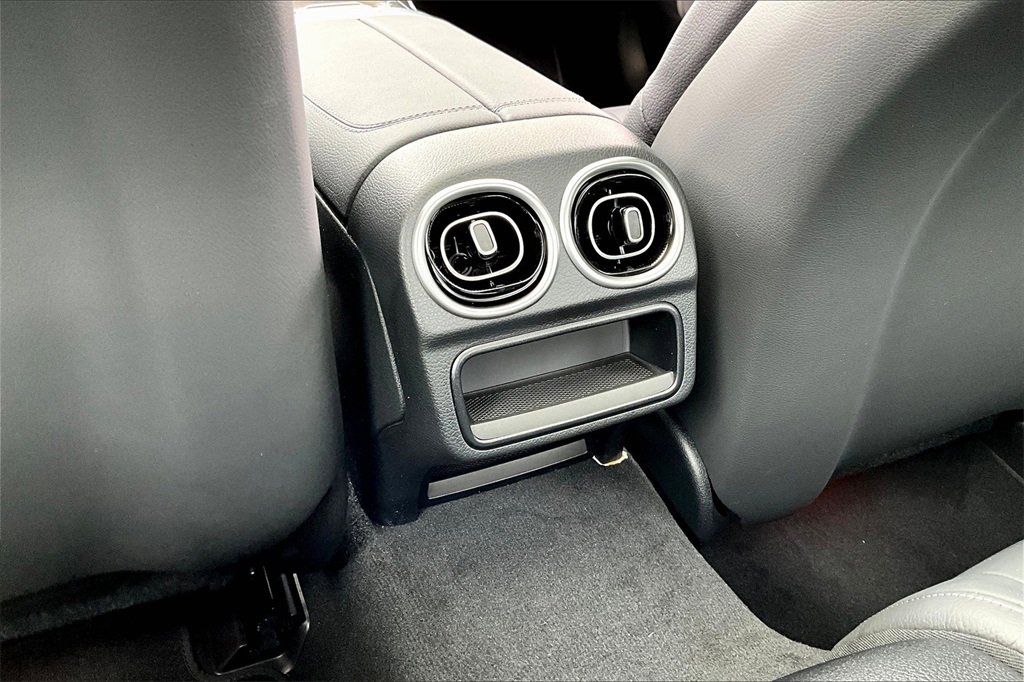 Used 2024 Mercedes-Benz CLE 300 4MATIC Coupe image 25