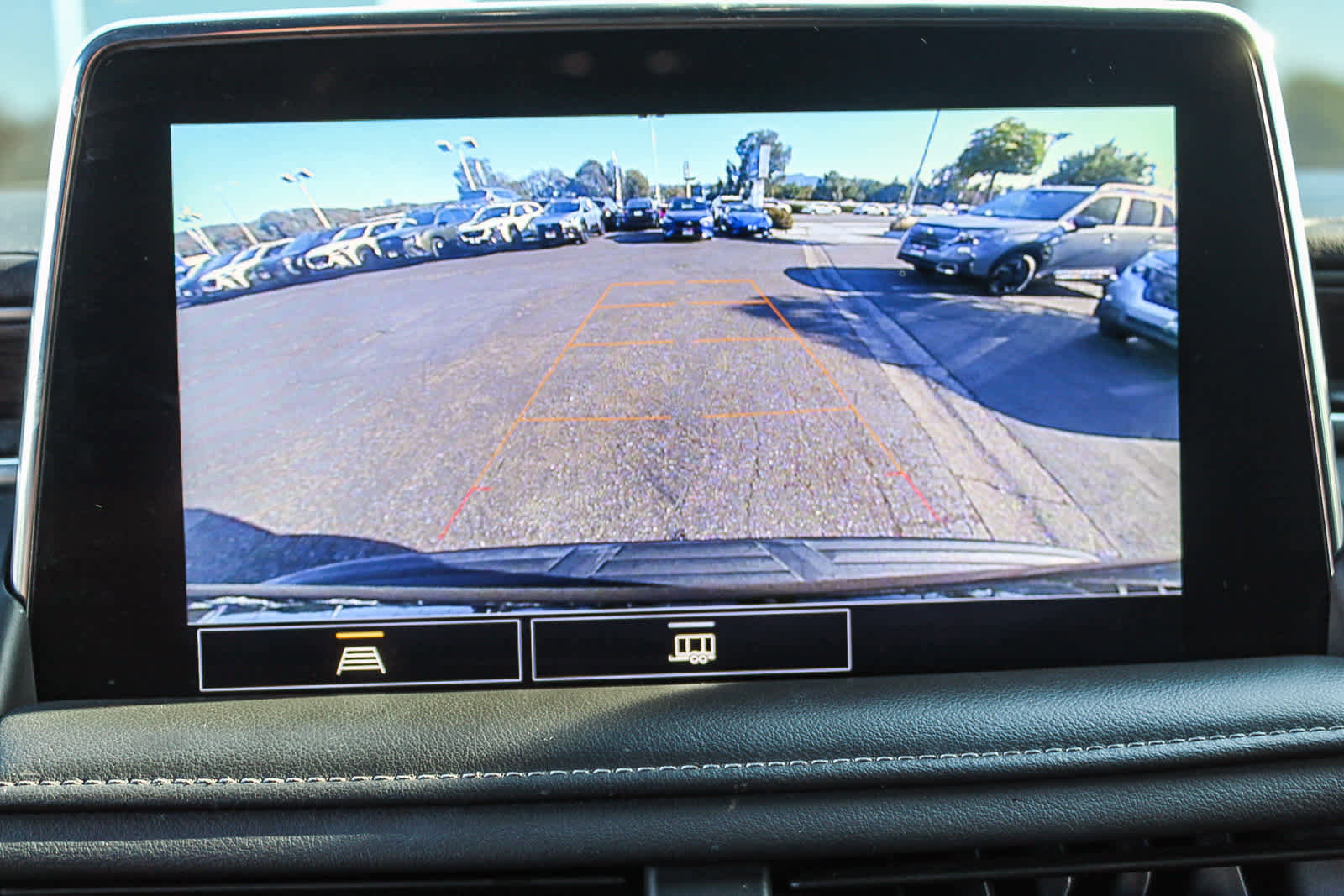 Used 2021 Chevrolet Tahoe Z71 image 20