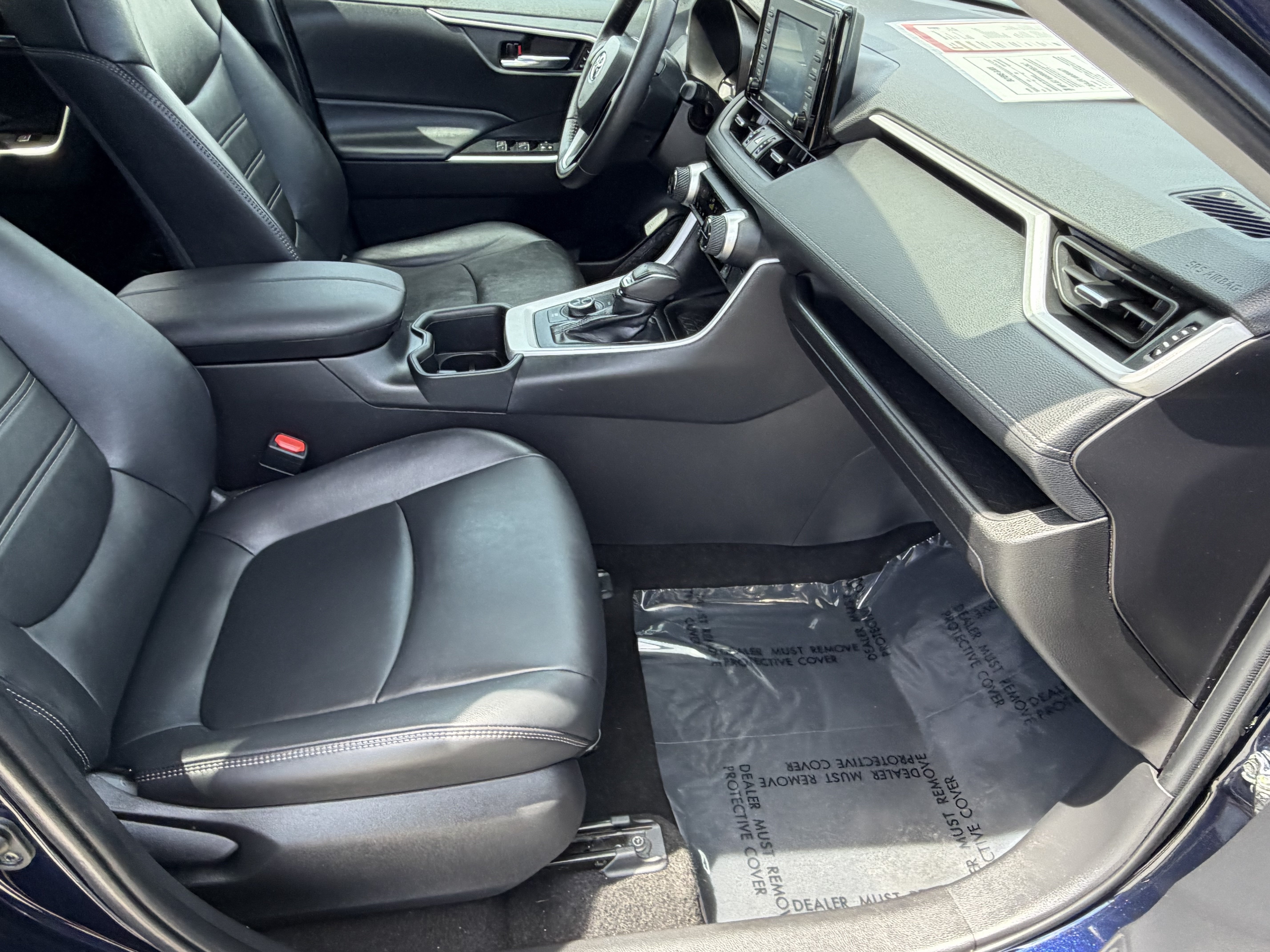 Certified 2022 Toyota RAV4 XLE Premium AWD/4WD image 10