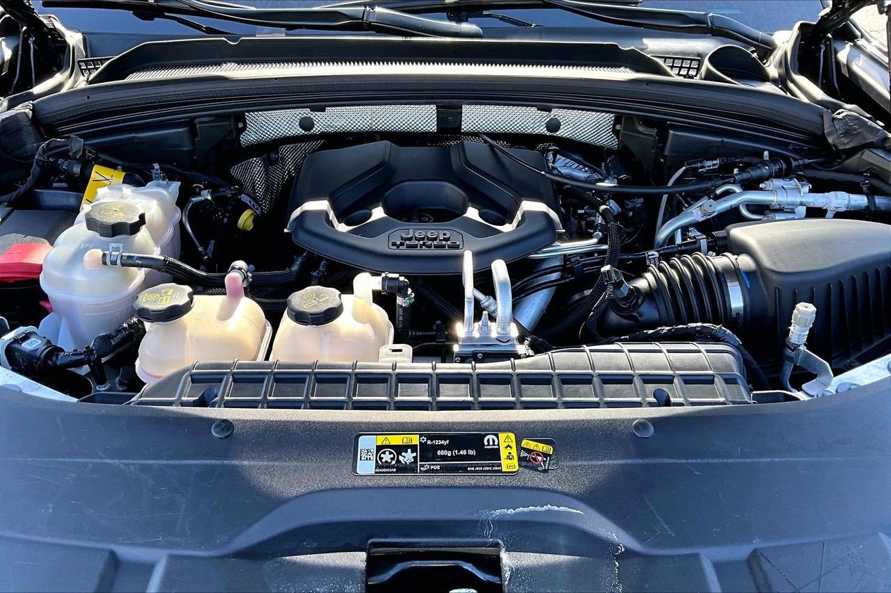 Certified 2023 Jeep Grand Cherokee 4WD 4xe image 37