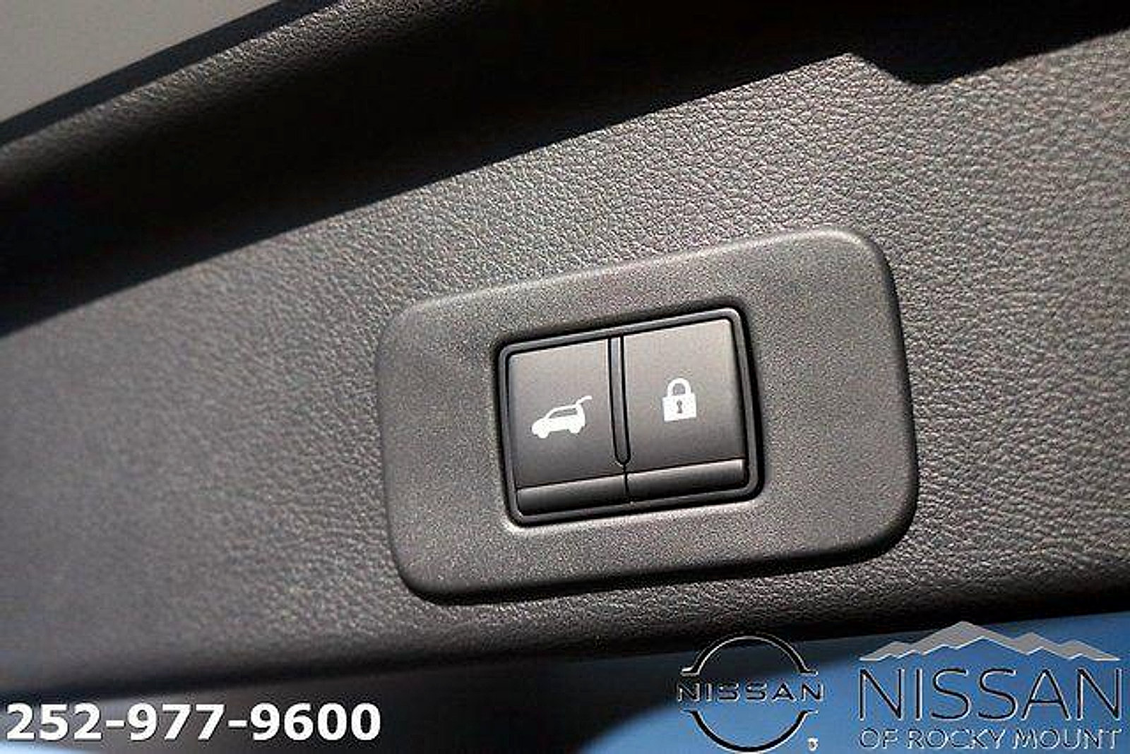 New 2026 Nissan Murano Platinum w/ Cargo Package AWD/4WD image 16