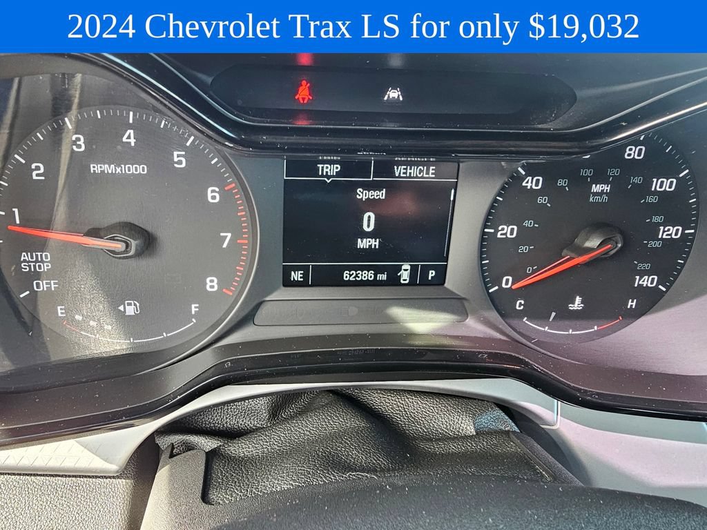 Used 2024 Chevrolet Trax LS FWD image 27