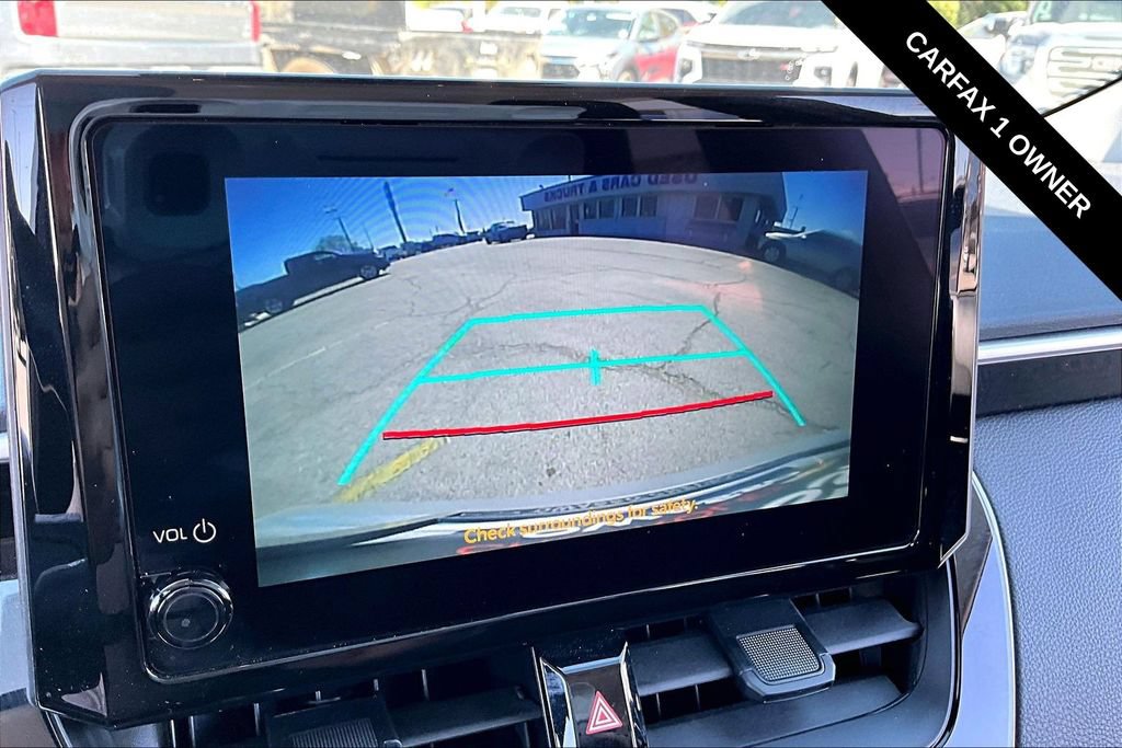 Used 2025 Toyota Corolla LE FWD image 10