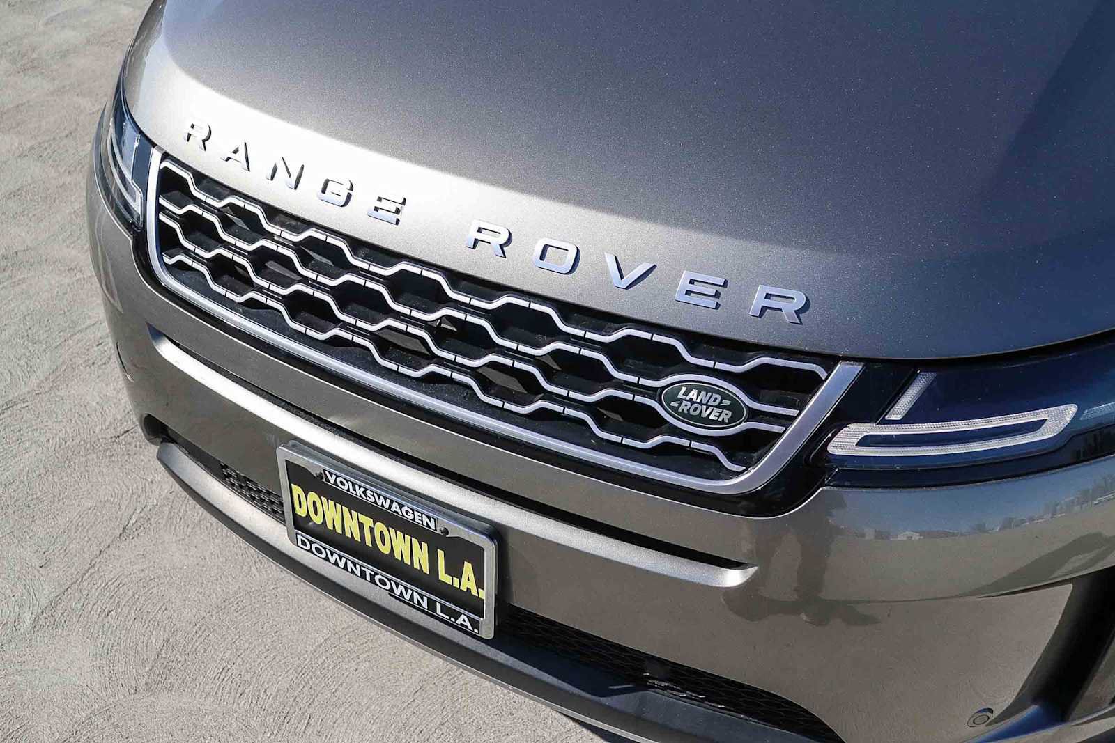 Used 2022 Land Rover Range Rover Evoque SE AWD/4WD image 8
