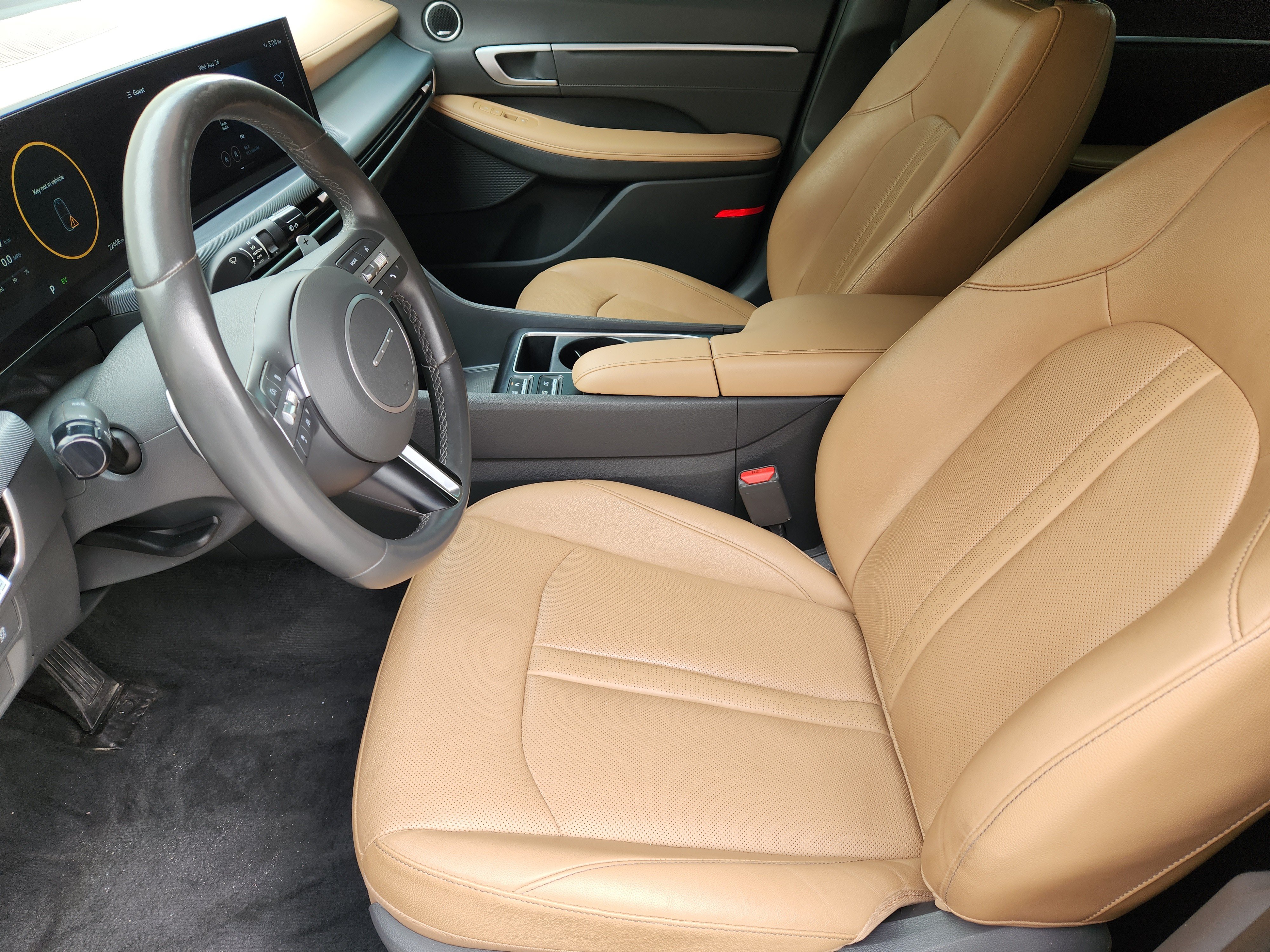 Used 2024 Hyundai Sonata Limited FWD image 15