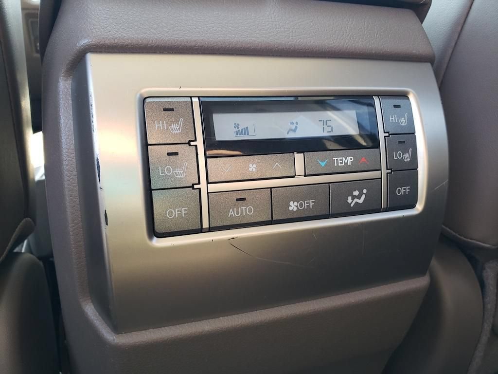 Used 2018 Lexus GX 460 Luxury AWD/4WD image 12