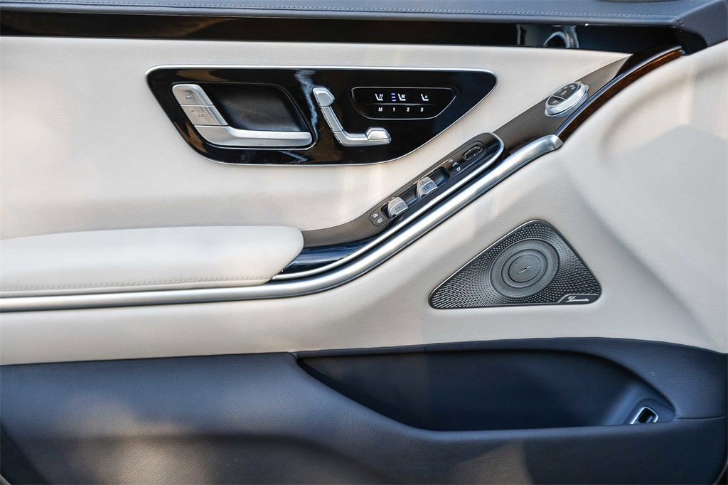 Certified 2022 Mercedes-Benz S 500 4MATIC image 21