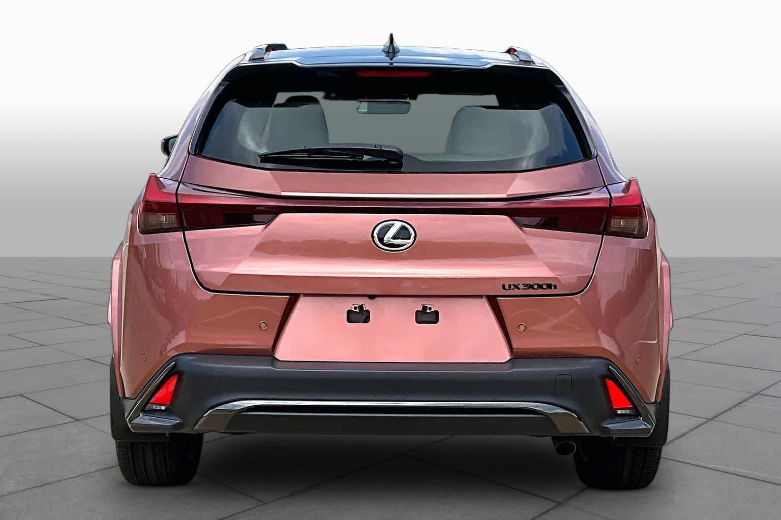 New 2026 Lexus UX 300h FWD image 4