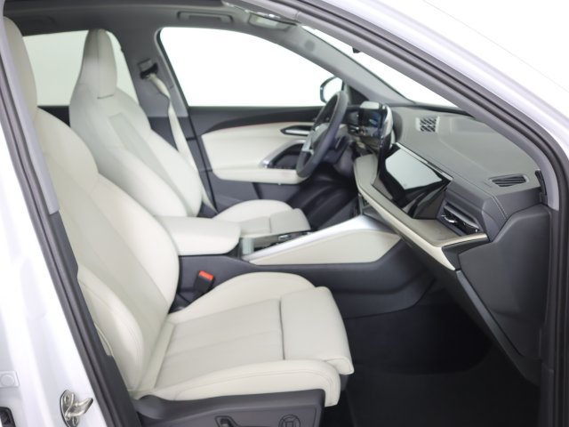 New 2026 Audi Q5 Premium Plus AWD/4WD image 13