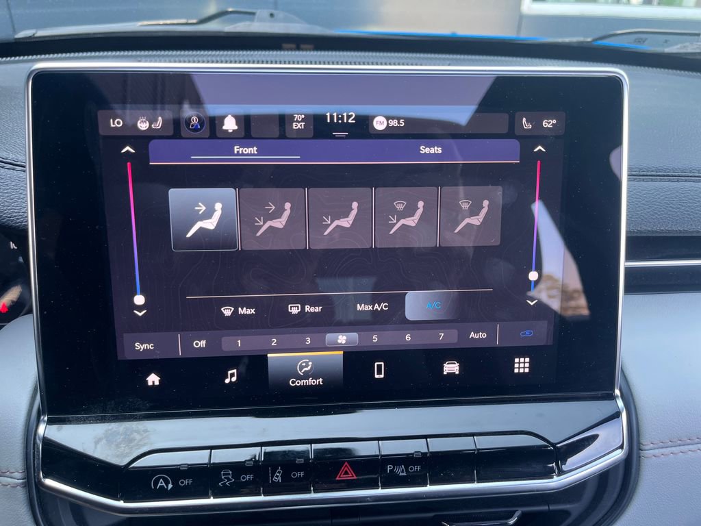 Used 2023 Jeep Compass Limited w/ Sun and Sound Group image 34