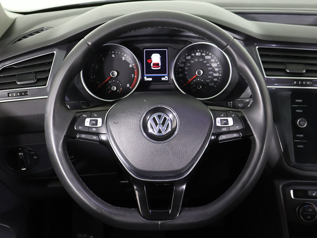 Used 2020 Volkswagen Tiguan SE w/ Panoramic Sunroof Package AWD/4WD image 42