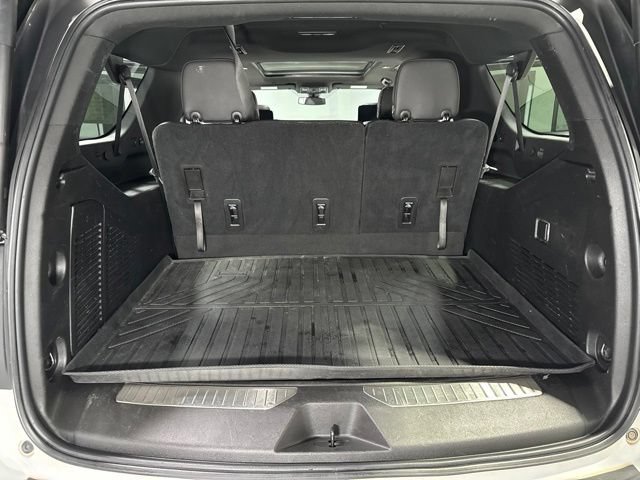 Used 2021 Chevrolet Suburban Z71 w/ Rear Media and Nav Package AWD/4WD image 30