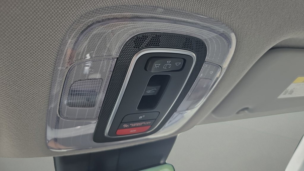 New 2026 Hyundai Elantra Limited FWD image 26