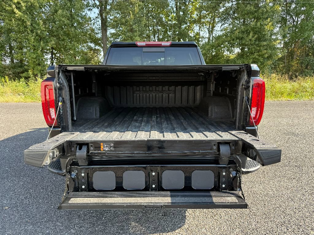 Used 2022 GMC Sierra 1500 Denali w/ Denali Premium Package image 8