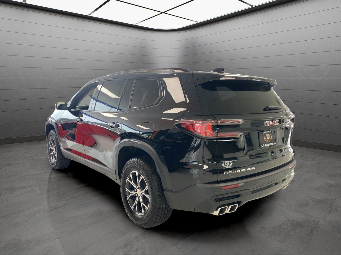 New 2025 GMC Acadia AT4 image 2