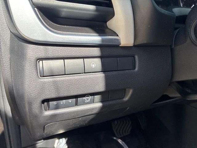 Used 2023 Nissan Rogue SV AWD/4WD image 11