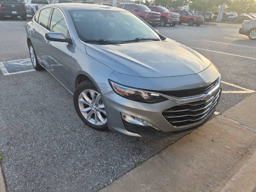 Used 2025 Chevrolet Malibu LT FWD image 17