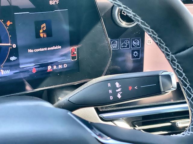 Certified 2026 Chevrolet Equinox EV LT w/ Convenience Package II image 16