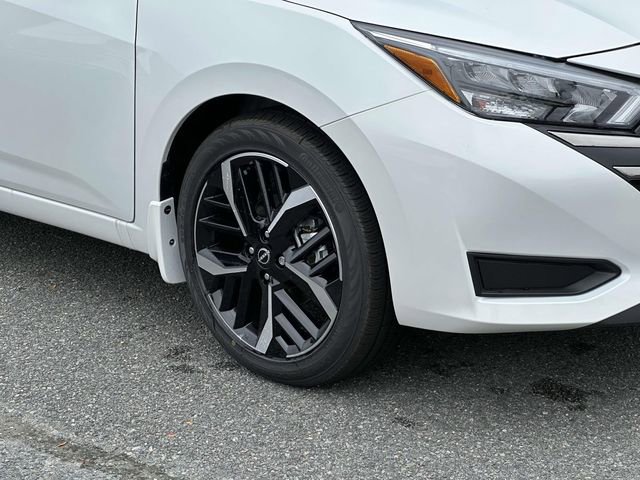 New 2025 Nissan Versa SR w/ Trunk Package image 7