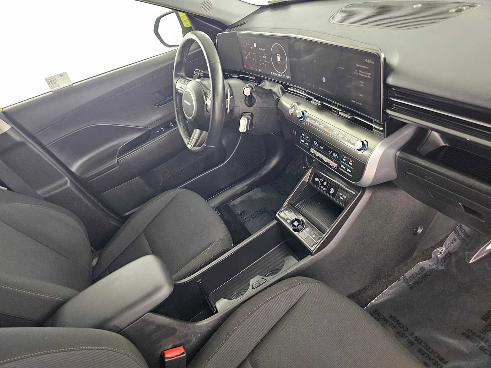 Used 2024 Hyundai Kona SEL FWD image 11