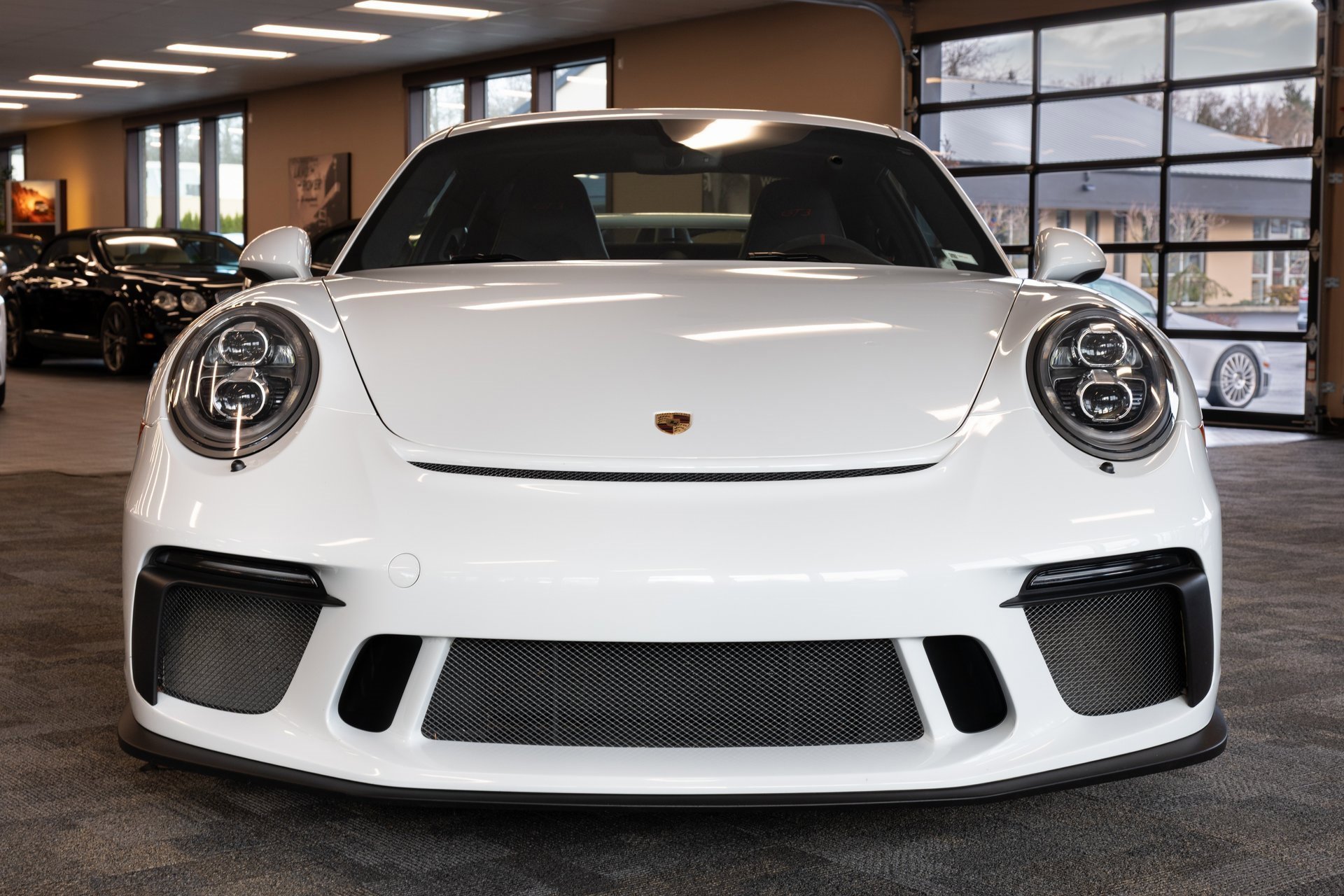 Used 2018 Porsche 911 GT3 image 14