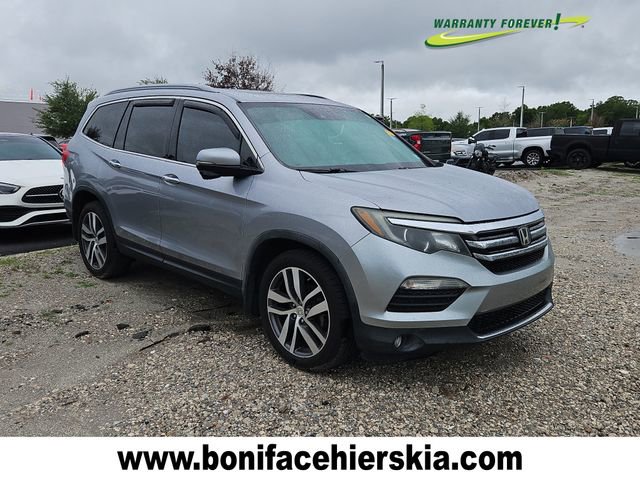 Used 2018 Honda Pilot Touring image 1