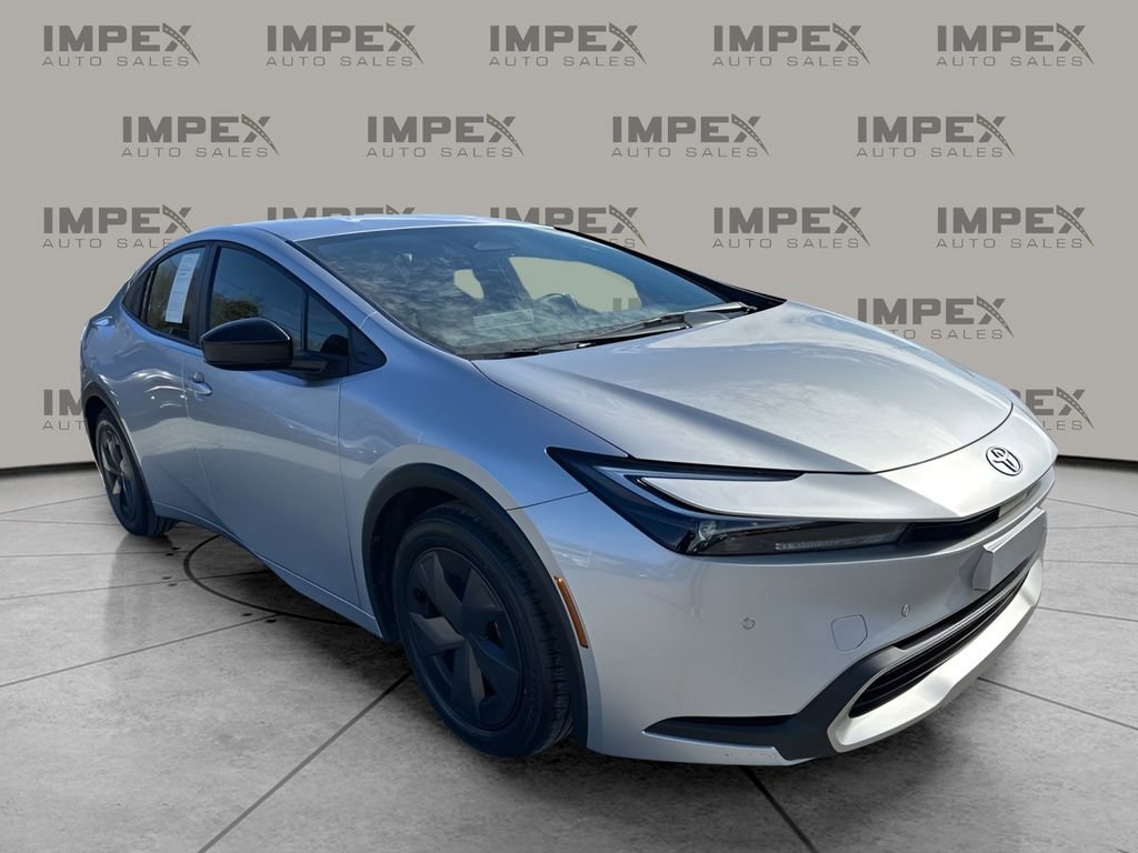 Used 2024 Toyota Prius Prime SE image 7