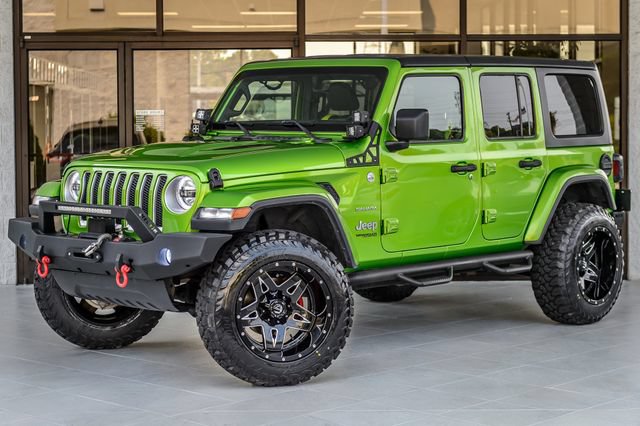 Used 2019 Jeep Wrangler Unlimited Sahara AWD/4WD image 2