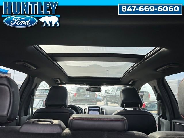 Used 2023 Ford Edge ST-Line image 10