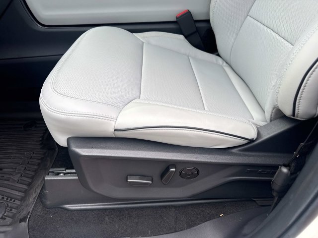 New 2026 Ford Explorer Tremor w/ Tremor Ultimate Package AWD/4WD image 19