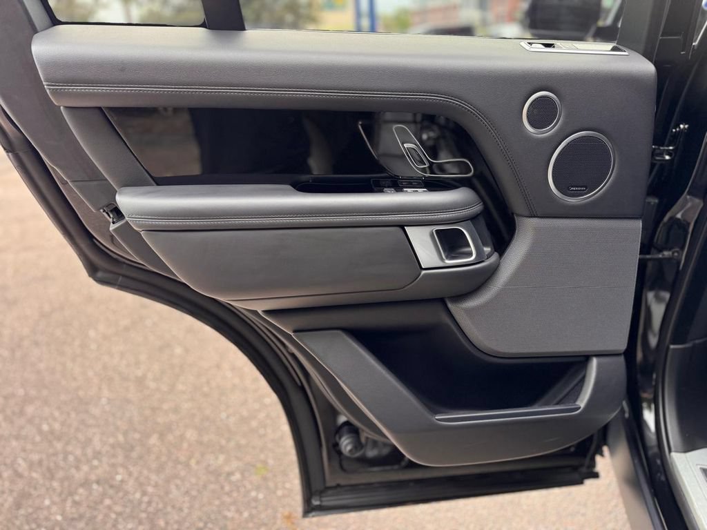 Used 2022 Land Rover Range Rover P525 Westminster Edition AWD/4WD image 19