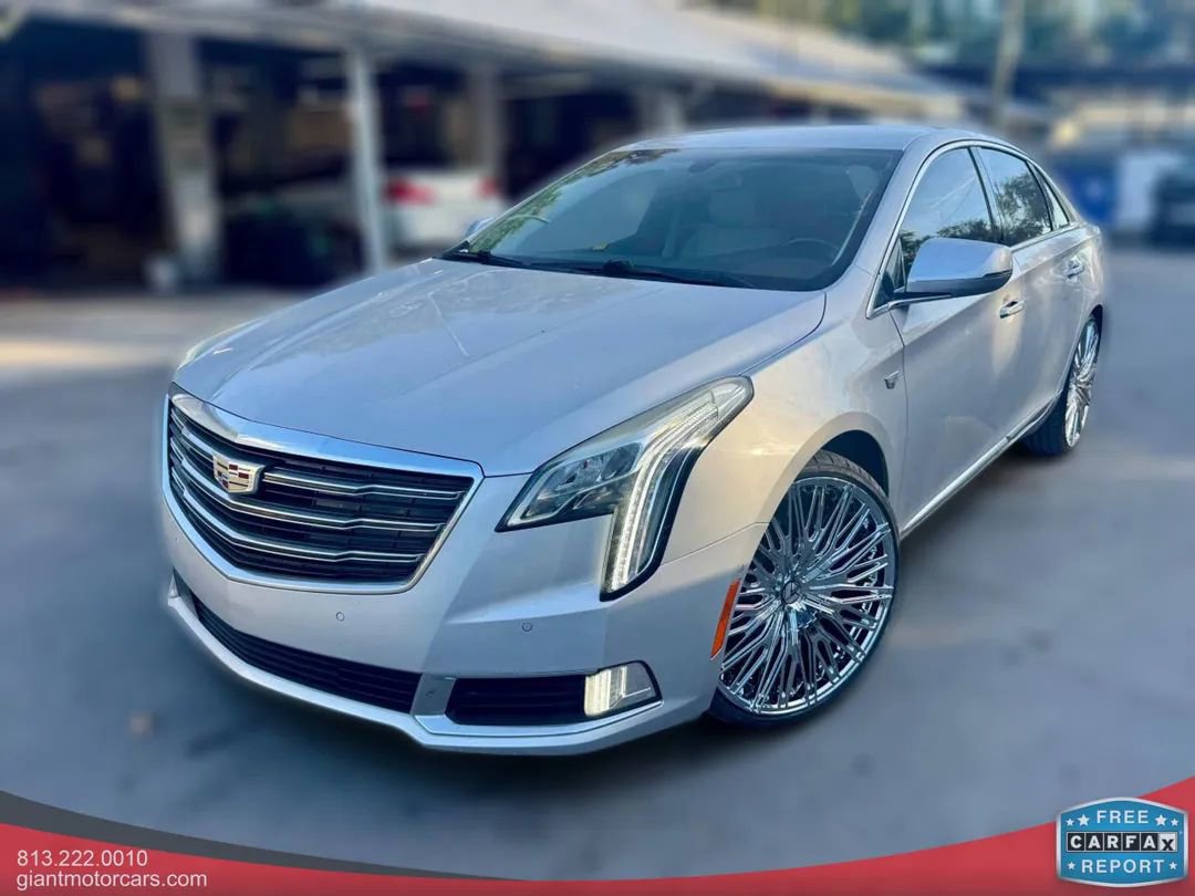 Used 2018 Cadillac XTS Luxury image 1