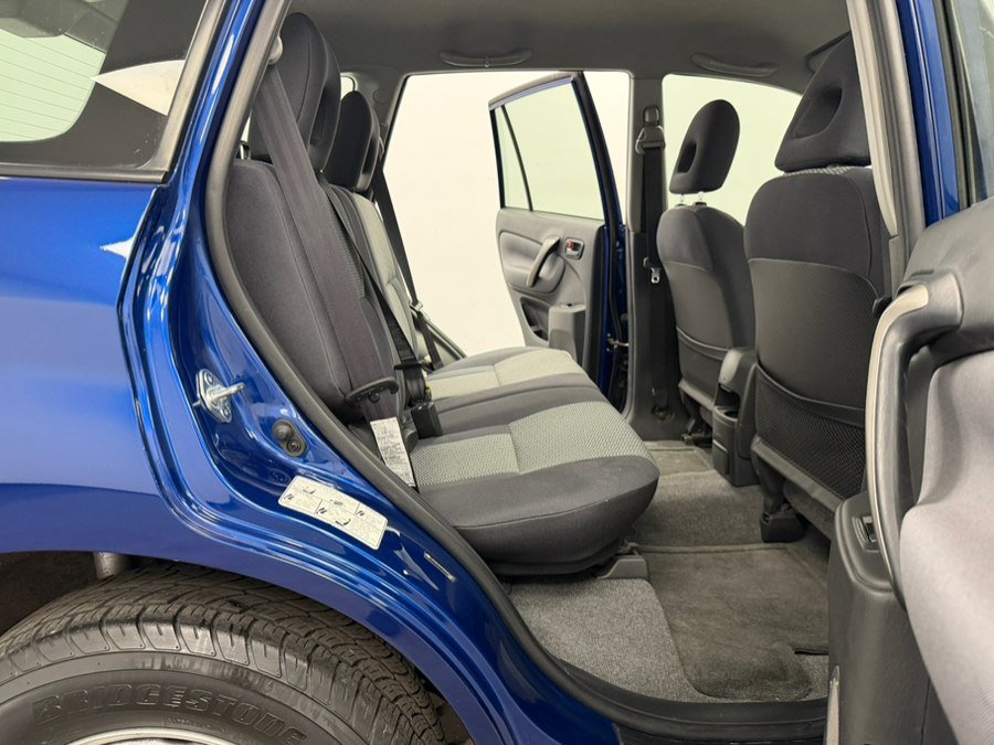 Used 2005 Toyota RAV4 2WD image 37