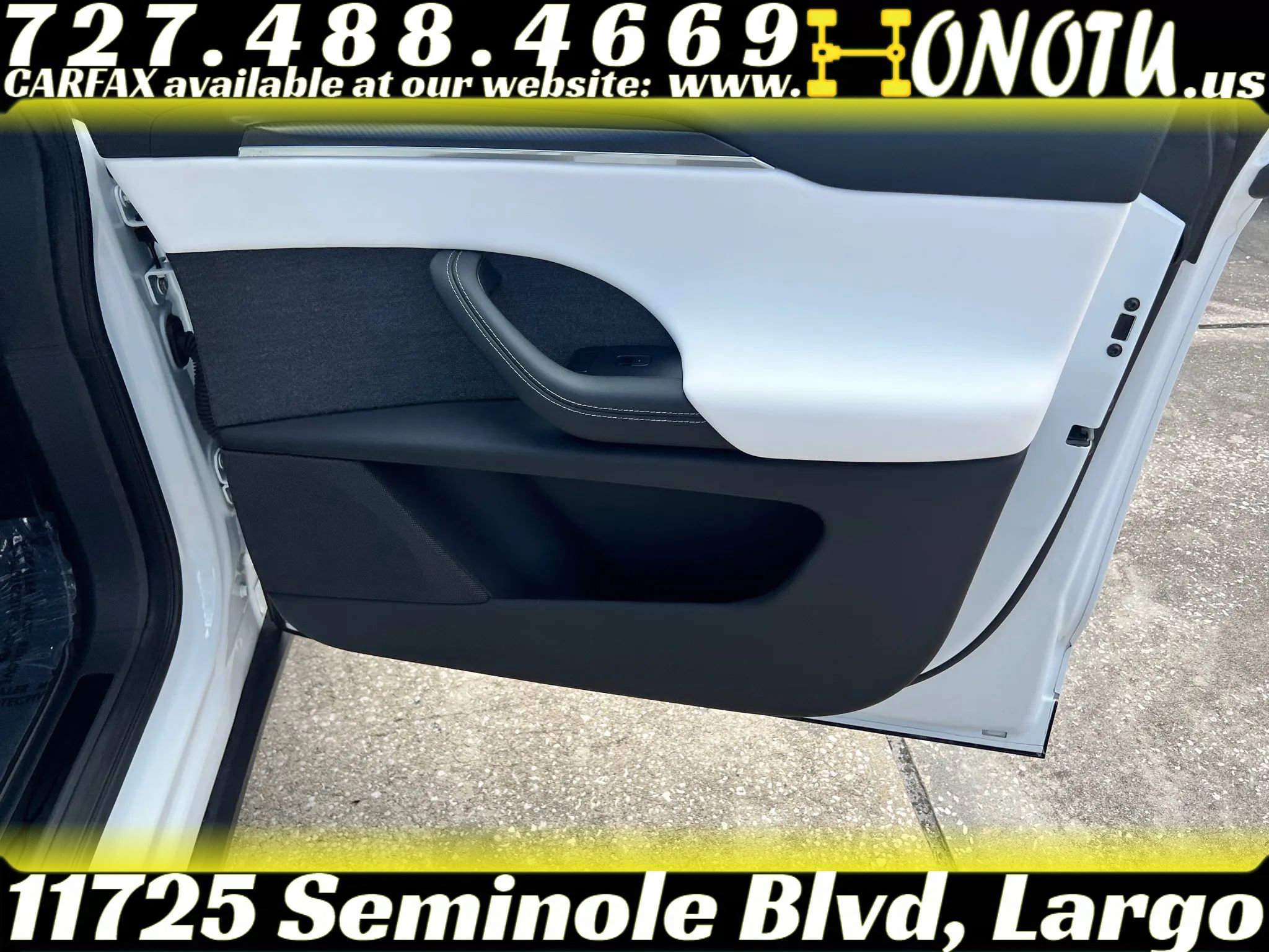 Used 2022 Tesla Model X Plaid image 32
