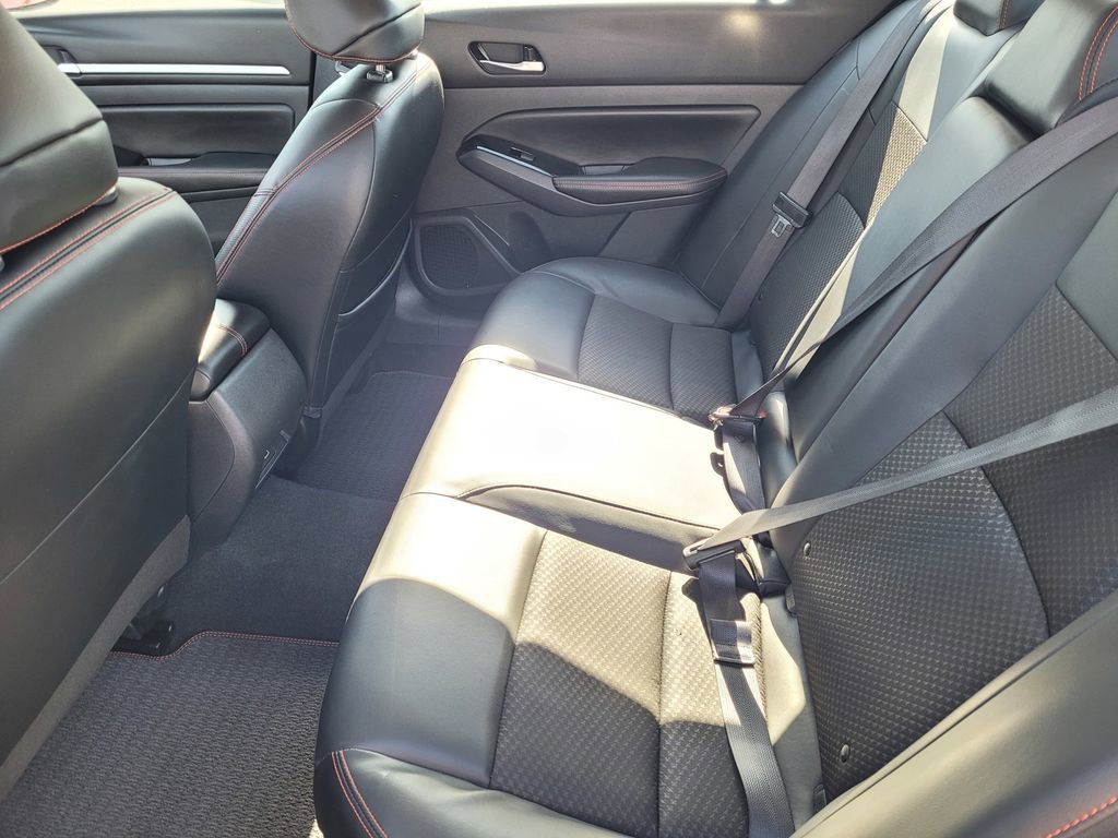 Used 2024 Nissan Altima 2.5 SR image 7