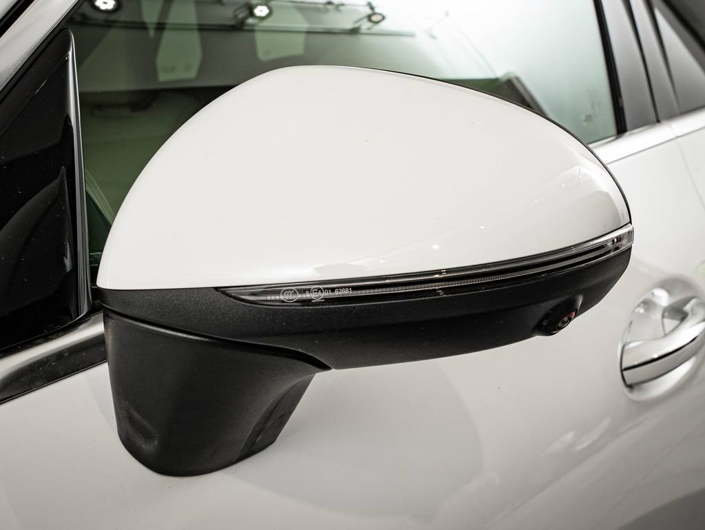 New 2026 Mercedes-Benz GLC 300 4MATIC image 16