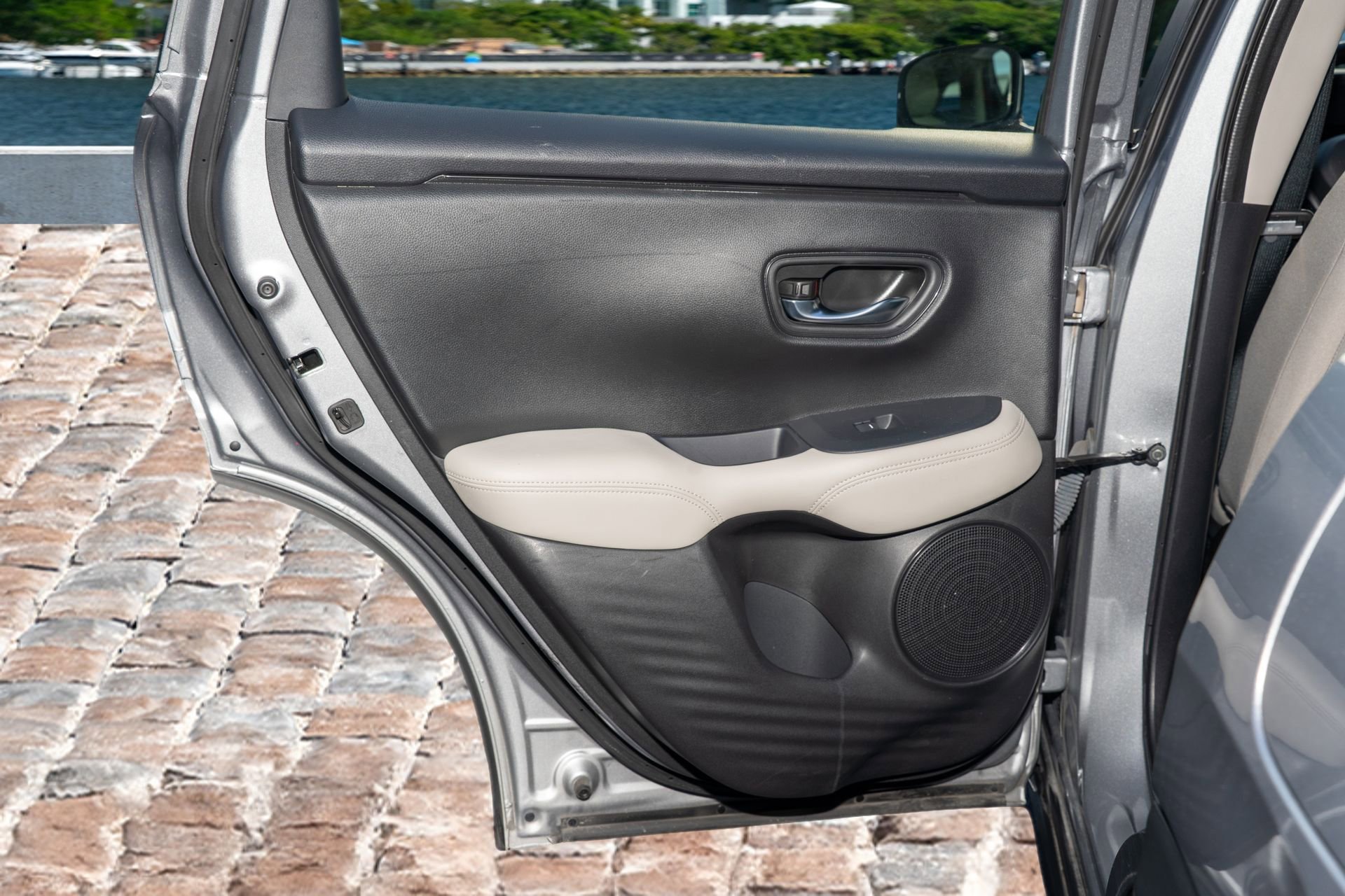 Certified 2023 Honda HR-V LX image 7