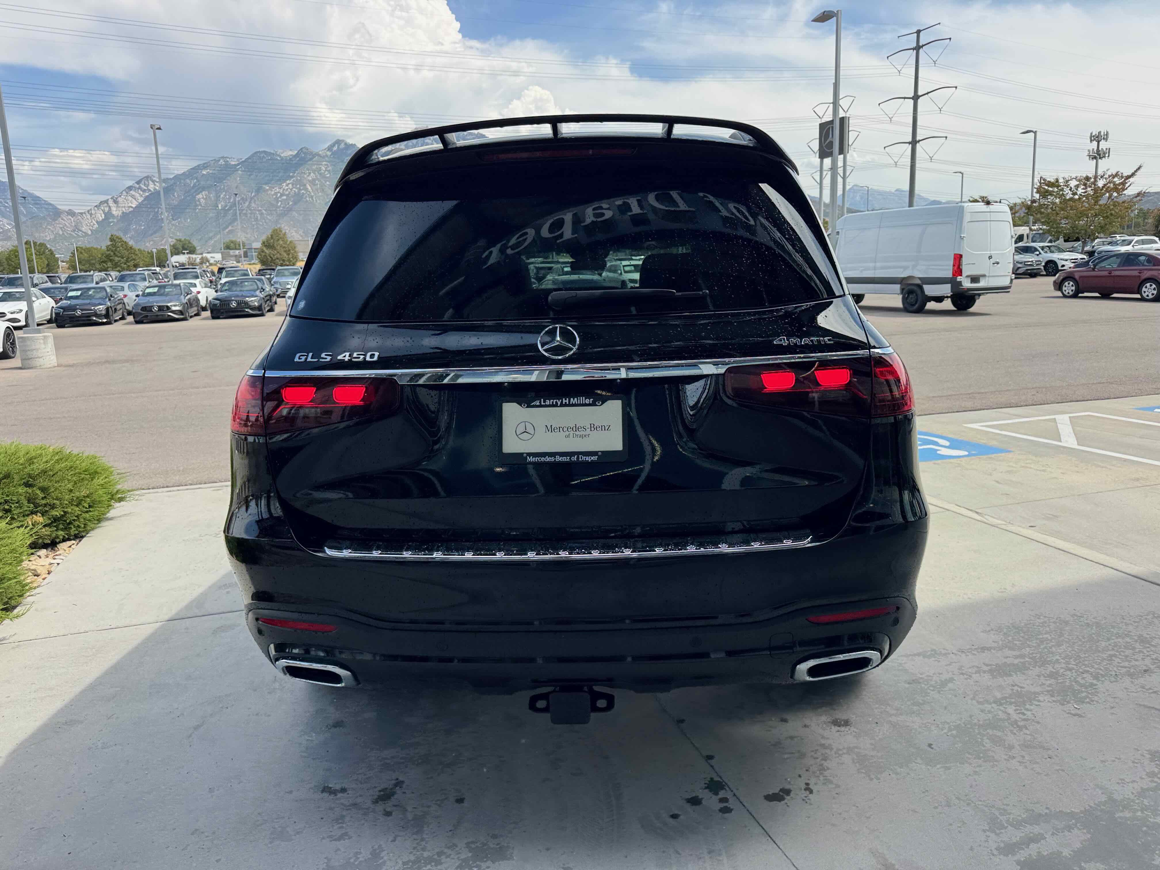 New 2025 Mercedes-Benz GLS 450 4MATIC image 6